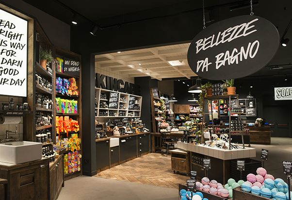 Lush: new opening.