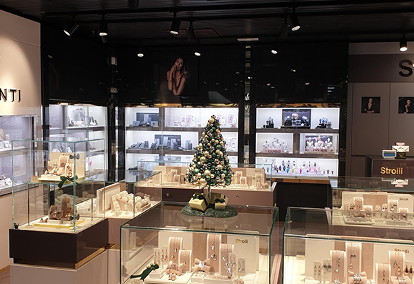 New open: Stroili