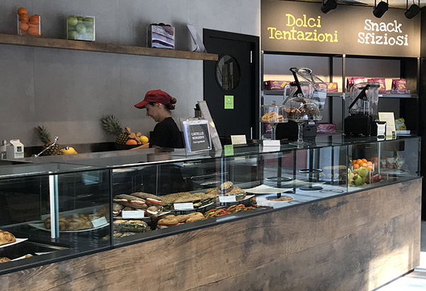 Apre il nuovo Juicebar.